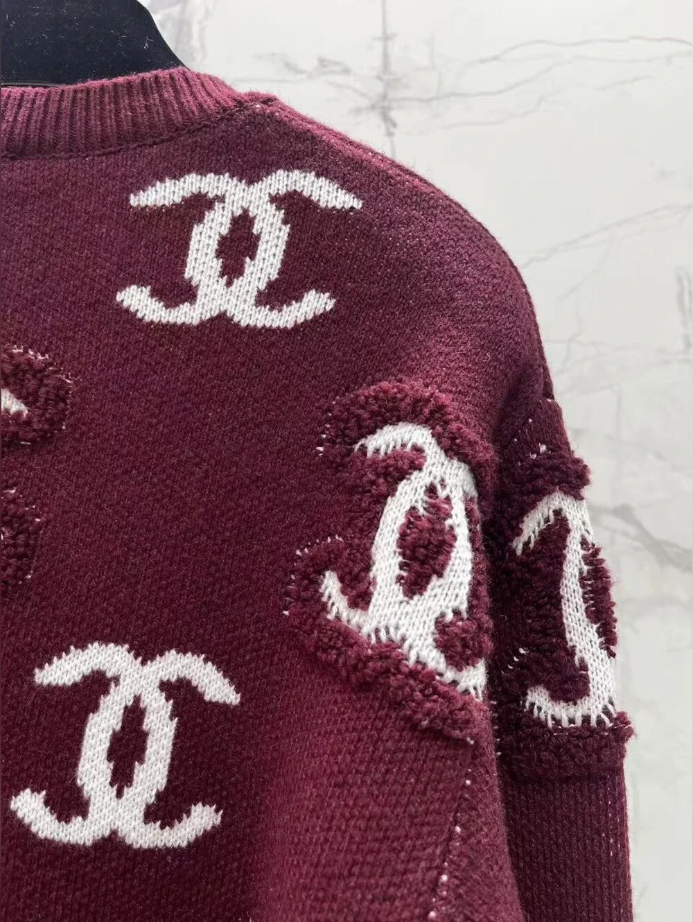 CHANEL elegant burgundy